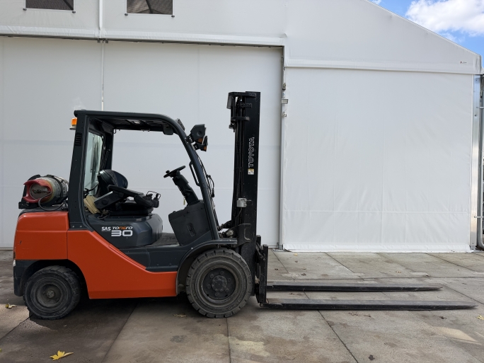 Prodáme spolehlivého pomocníka – VZV Toyota